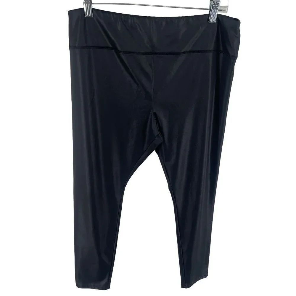 Wild Fable Women's glossy Capri Leggings Pullon pants Yoga Gym Stretch Black Siz